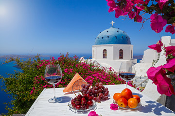 Wall Mural - Two glasses of red wine and fruit