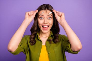 Poster - Close-up portrait of her she nice attractive lovely pretty amazed glad cheerful cheery wavy-haired girl good news reaction isolated on bright vivid shine vibrant lilac violet purple color background