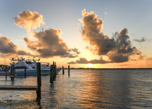 Sunset Over Marina In Fort Pierce, Florida On The Indian River Lagoon Near Yacht Club. Treasure Coast Boating Life. Scenic And Tranquil Golden Hour On Hutchinson Island. Life In St. Lucie County, FL. 