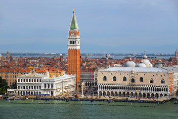 Wall Mural - View of Piazza San Marco with Campanile, Palazzo Ducale and Biblioteca in Venice, Italy