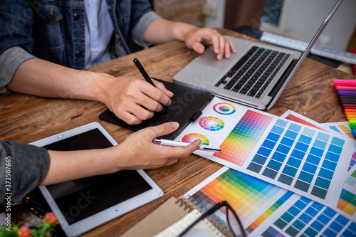 Photographie designer graphic creative creativity work tablet designing design imac artist coloring colour ideas style networking human notebook pattern place concept