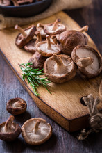 Delicious Shiitake Mushrooms With Rosemary