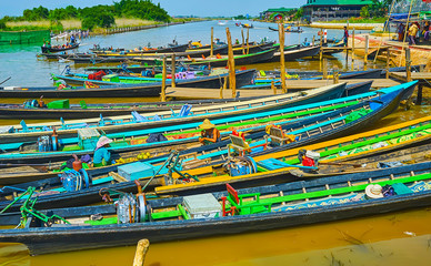 Canvas Print - Boats on Inle lake, Ywama, Myanmar