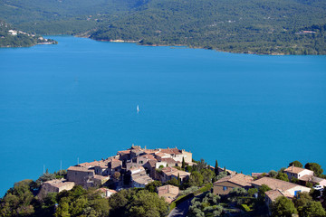 Wall Mural - Aerial view of Village Sainte-Croix-du-Verdon and its lake in the Alpes-de-Haute-Provence department in southeastern France.