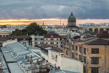 Wall Mural - Sunset citycape of Saint Petersburg with dome of Saint Isaac's cathedral