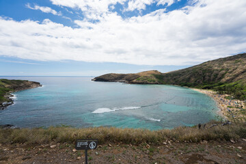 Wall Mural - Oahu's Most Famous Beach, Hanauma Bay, Oahu Hawaii - 07.OCT.2019