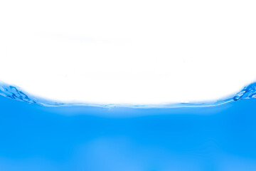  Soft and bright waves of water droplets