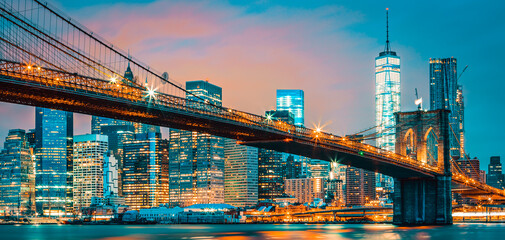 Sticker - View of Brooklyn bridge by night