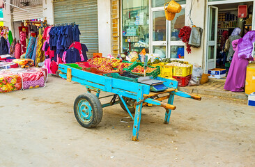 Poster - The old wooden cart with fruits, old souk of Sousse, Tunisia