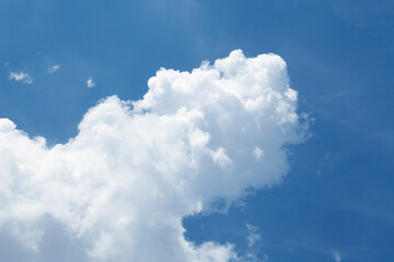 blue sky with cloud