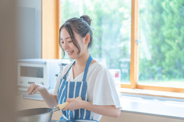 Poster - 料理をするアジア人女性