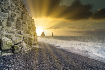 Wall Mural - iceland vik reynisdrangar
