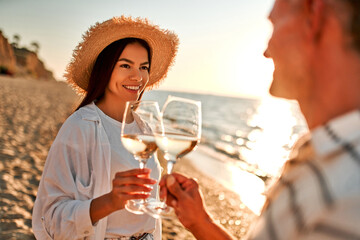 Poster - Couple on the beach