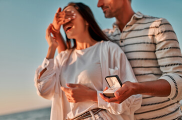 Poster - Couple on the beach