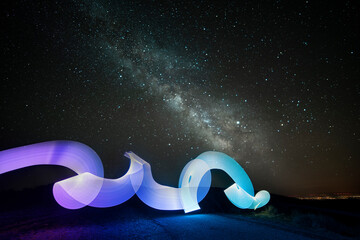 Lightpainting with milky way