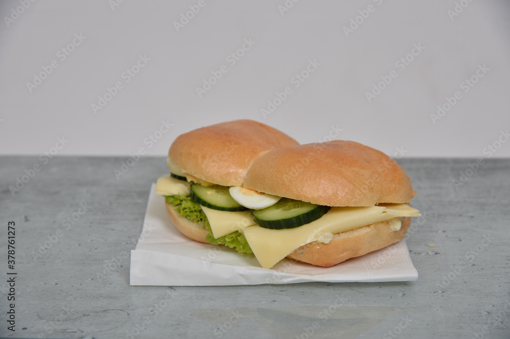 belgetes brötchen imbiss käsebrötchen mit käse snack frühstück imbiss ...