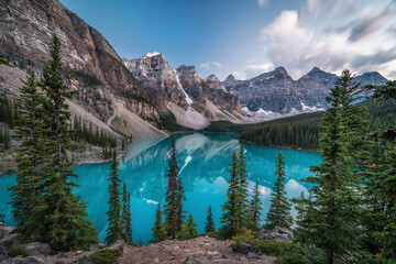 Wall Mural - Moraine Lake and Valley of the Ten Peaks at dusk in Banff National Park, Alberta, Canada.