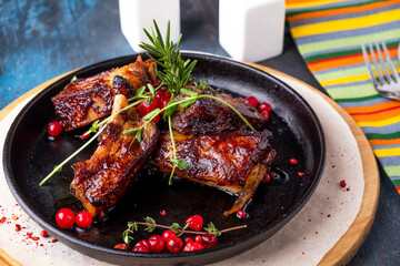 Canvas Print - Grilled pork ribs with barbeque sauce. Bbq pork ribs.