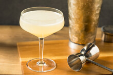 Boozy Corpse Reviver No 2 Cocktail