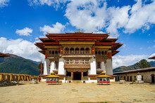 In Bhutan The Gangtey Temple And The Monastery Phobjikha Valley, Wangdue Phodrang, Bhutan