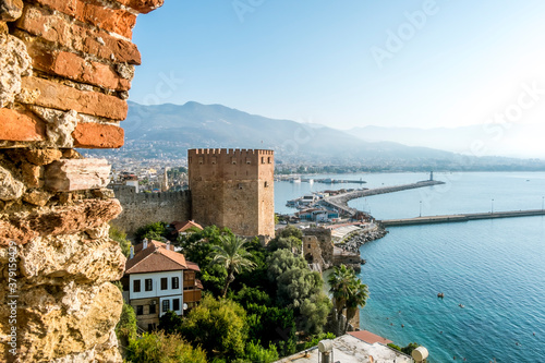 Fotomural View of the walls of the ancient fortress and the tower of Kyzyl Kule in Alanya