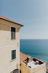 Wall Mural - Village italien au bord de la Méditerranée 