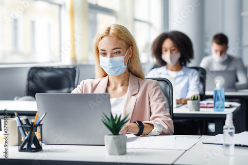 Cuadros en Lienzo New normal and modern job in office