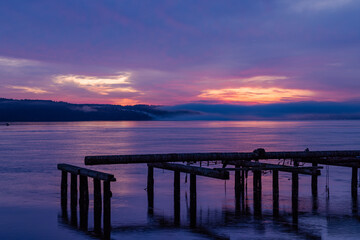 Wall Mural - sunrise at the pier