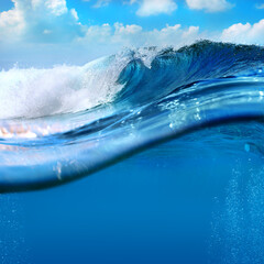 Fototapete - breaking surfing ocean wave