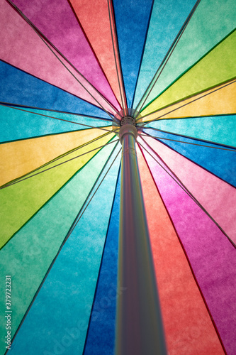 Dekoracja na wymiar  kolorowy-parasol