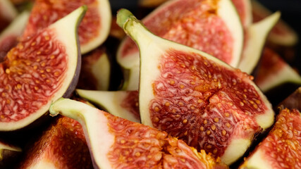 Poster - fresh cut figs close up 