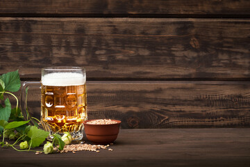 Canvas Print - Beer with malt and hops