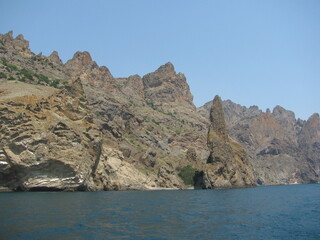 sea and mountains