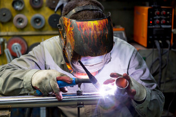 TIG welding of polished stainless steel pipe