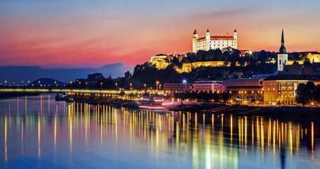 Poster - Bratislava castle over Danube river and Bratislava old town, Slovakia