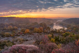 Fototapeta Sawanna - Autumn morning landscape with fog