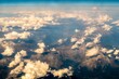 Pyrenäen Gebirge mit Wolken von oben