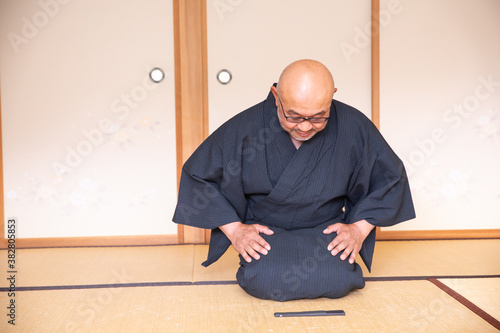 浴衣姿の中高年男性stock Photo Adobe Stock