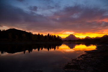 Wall Mural - beautiful landscape of the sunset at oxbow bend in grand teton national park (wyoming).