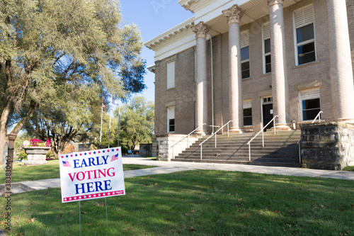 An Early Voting Here sign on the lawn of courthouse in Wythe County. The early voting period runs from Friday, September 18, 2020 to Saturday, October 31, 2020.