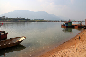 river mekong in laos