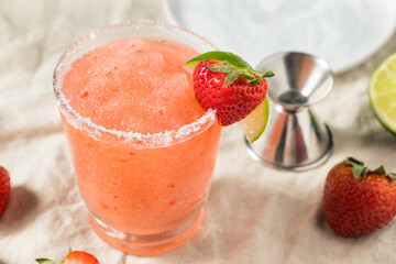 Wall Mural - Boozy Refreshing Tequila Strawberry Margarita