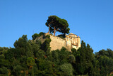 Fototapeta Uliczki - Beautiful castle near Portofino, Italy