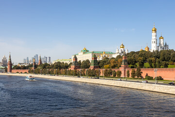 Poster - view of Kremlin embankment of Moskva River from Bolshoy Moskvoretsky Bridge on sunny autumn day