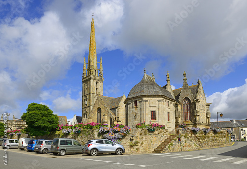 Cuadros en Lienzo Sizun, Parish enclosure and the church of Saint-Suliau