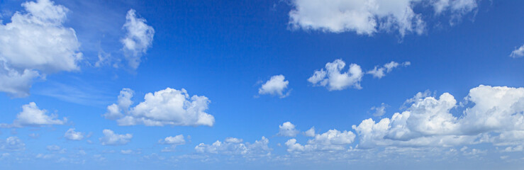 Wall Mural - Image of a partly cloudy and partly clear sky during the day