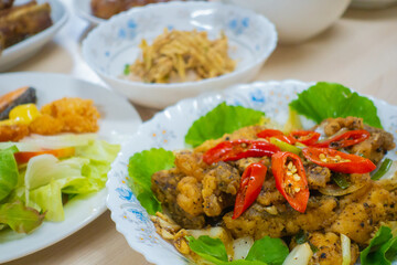 Many Thai food on the table, ready to eat