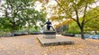 Heinrich Heine Statue im Volkspark am Weinberg in Berlin Mitte