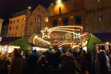 Wall Mural - Christmas market in Innsbruck, Austria