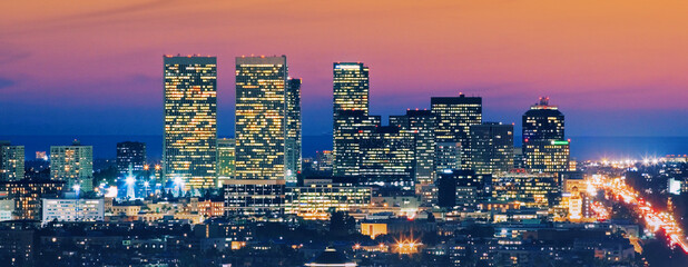Aufkleber - Los Angeles skyline at dusk. View of Century City and Pacific Ocean.